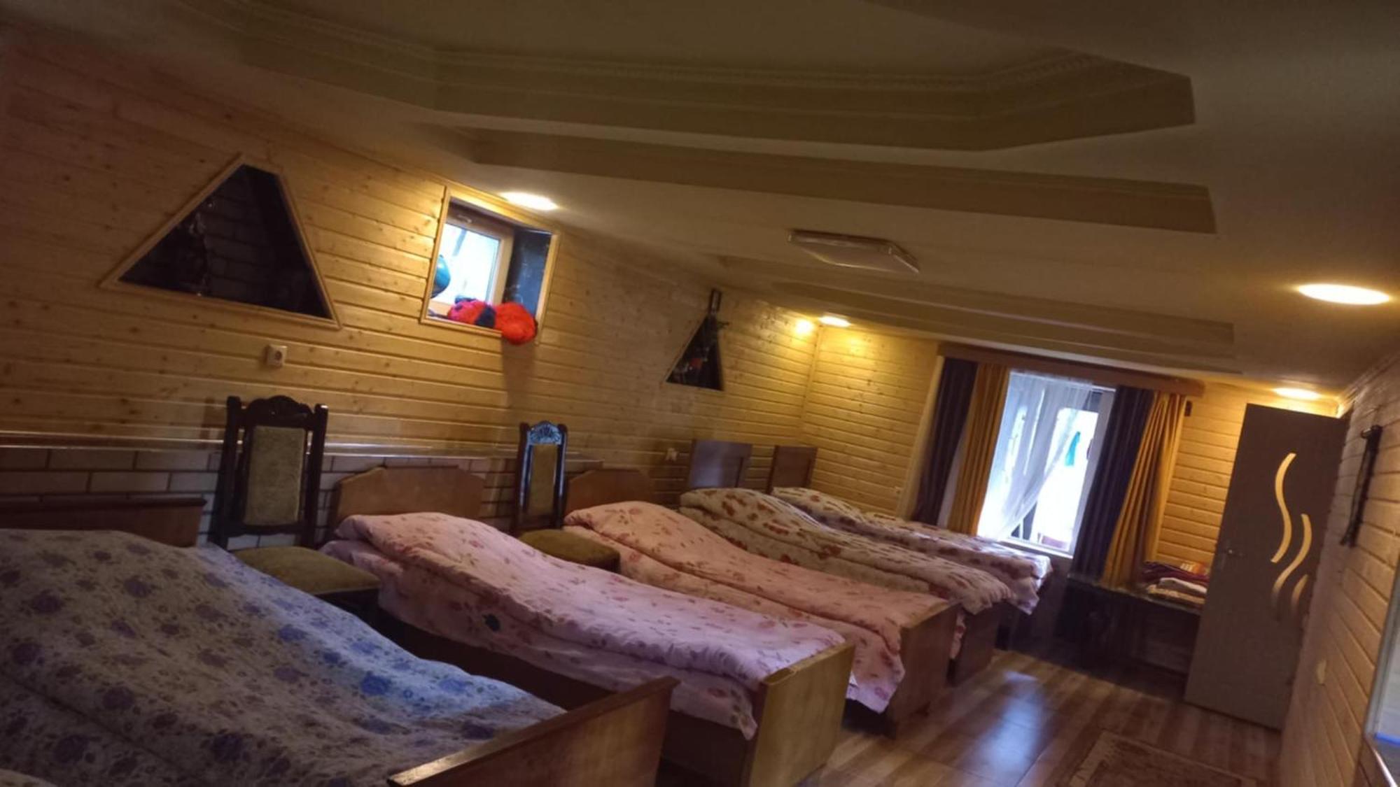 Lalkhori Bezengi Guest House מראה חיצוני תמונה